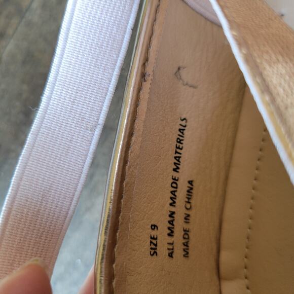 SOLE MATES Gold Metallic Ballerina Flats Size 9 - Picture 16 of 16